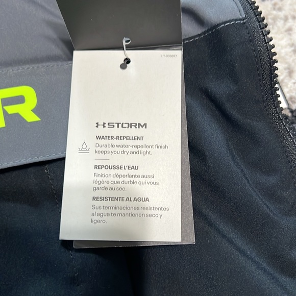 Under Armour Mahlon Waterproof Hooded Pullover jacket Black Grey Boys M L Ski - Picture 7 of 14